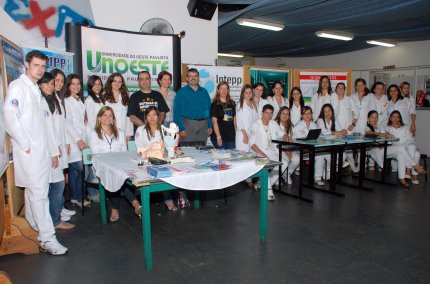 Unoeste participa de Feira de Profissões em Regente Feijó
